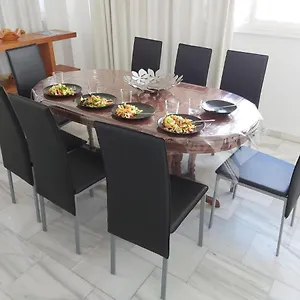 https://apartment-suites-fuengirola-center.1costadelsol.com